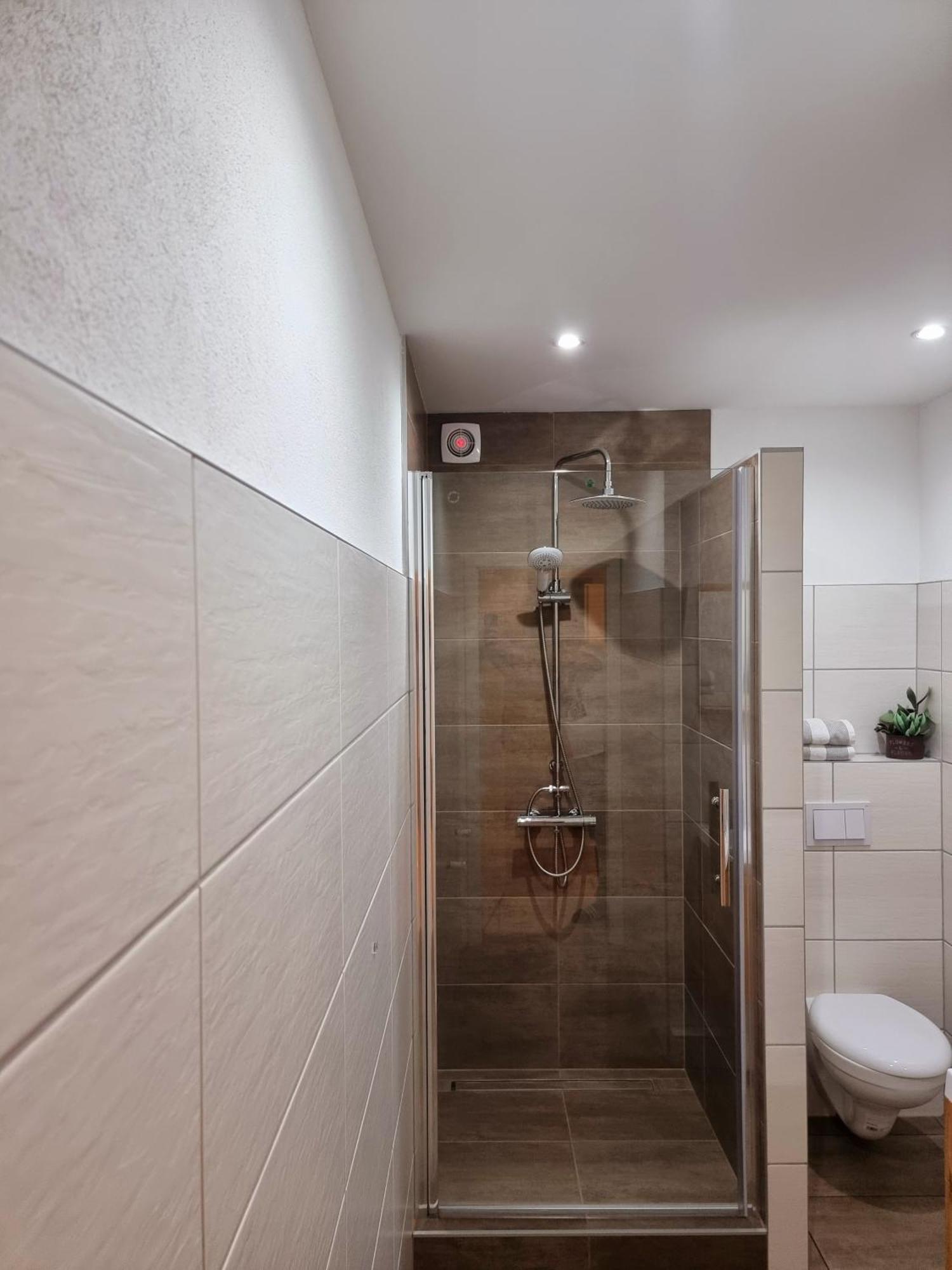 ורטהיים Workershome - Business Apartments - Monteurwohnungen חדר תמונה